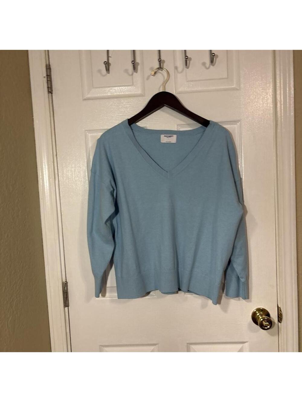 Old Navy Women's Blue Shirt‎